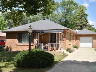 Foreclosed Home - 3832 N 86TH ST, 53222