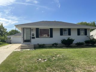Foreclosed Home - 6719 N 80TH ST, 53223