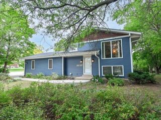 Foreclosed Home - 9830 W GOOD HOPE RD, 53224