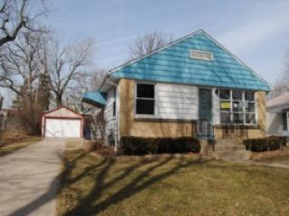 Foreclosed Home - 9400 W MOUNT VERNON AVE, 53226