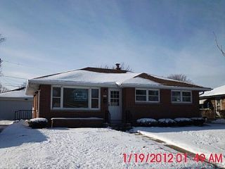 Foreclosed Home - 2515 S 89TH ST, 53227