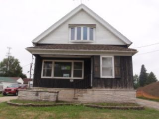 Foreclosed Home - 3671 S KINNICKINNIC AVE, 53235