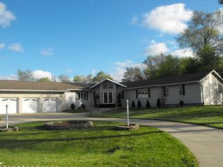 Foreclosed Home - 3325 W MARILYN PKWY, 53511
