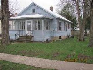 Foreclosed Home - 102 N OAKHILL AVE, 53548