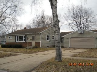 Foreclosed Home - 1905 LINDEN AVE, 53548