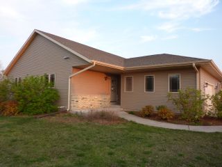 Foreclosed Home - 3844 CREEKSIDE DR # 10, 53548