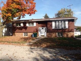 Foreclosed Home - 912 3RD ST, 53574