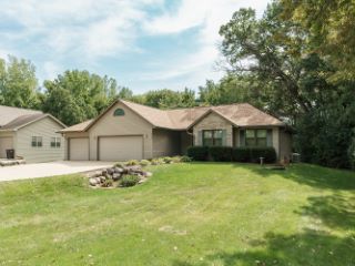 Foreclosed Home - 2735 RIVER DR, 53589