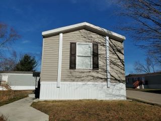 Foreclosed Home - 64 HOLLYWOOD DR, 53713