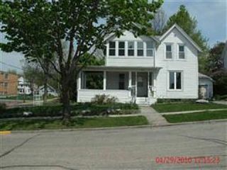 Foreclosed Home - 403 1ST ST, 53913