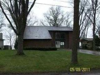 Foreclosed Home - 1004 LAKE SHORE DR, 53916