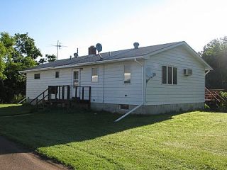 Foreclosed Home - 2393 RIVER RD, 54024