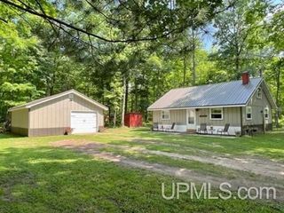 Foreclosed Home - N14984 BIRCH HILL RD, 54102