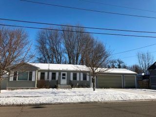 Foreclosed Home - 106 N Maple St, 54106