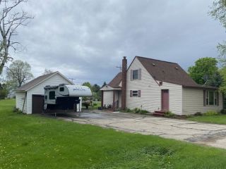 Foreclosed Home - W497 COUNTY RD E, 54127