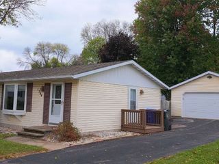 Foreclosed Home - 1364 EDGEWOOD DR, 54130