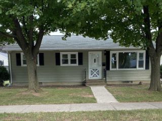 Foreclosed Home - 325 S KARLYN ST, 54136