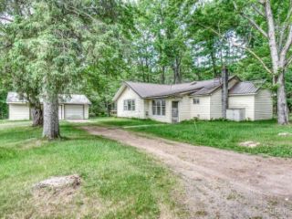 Foreclosed Home - 419 W FISCHER LAKE PKWY, 54151