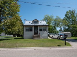 Foreclosed Home - 1028 GALE ST, 54153