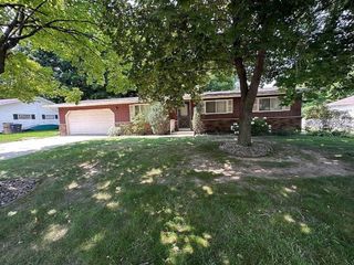 Foreclosed Home - 1413 S PARK ST, 54166