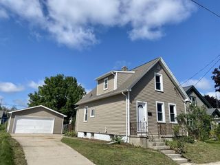 Foreclosed Home - 1138 S 22ND ST, 54220