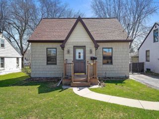 Foreclosed Home - 201 S FISK ST, 54303