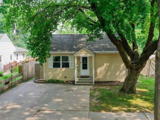 Foreclosed Home - 1147 S OAKLAND AVE, 54304