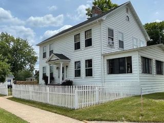 Foreclosed Home - N11292 DORR ST, 54428