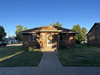 Foreclosed Home - 1011 10TH ST S, 54494