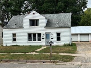 Foreclosed Home - 438 CHESTNUT ST # 440, 54615