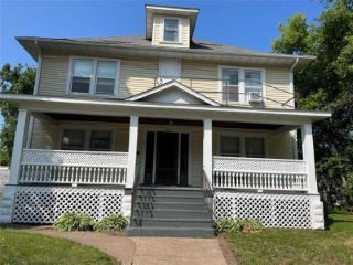 Foreclosed Home - 1010 S FARWELL ST, 54701