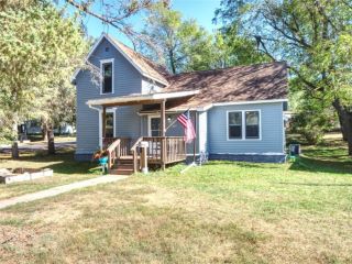 Foreclosed Home - 317 E MONTGOMERY ST, 54736