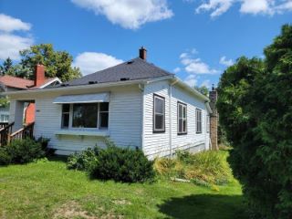 Foreclosed Home - (Range 5100 - 5199) N SOUTH MAIN ST, 54896