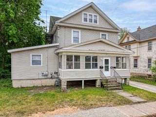 Foreclosed Home - 511 W LINCOLN AVE, 54901