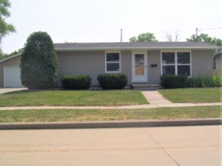 Foreclosed Home - 920 N LARK ST, 54902