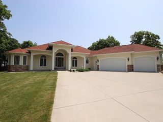 Foreclosed Home - 1806 COTTONTAIL DR, 54904