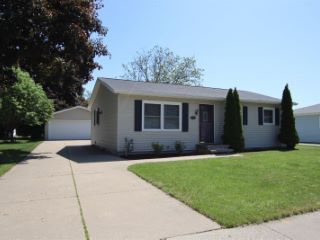 Foreclosed Home - 1090 GREENFIELD TRL, 54904