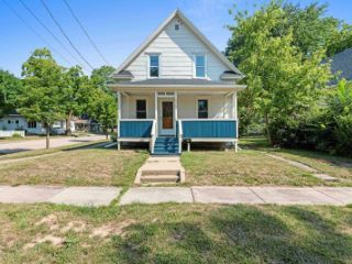 Foreclosed Home - 616 W COMMERCIAL ST, 54911