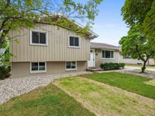Foreclosed Home - 304 S MIDPARK DR, 54915