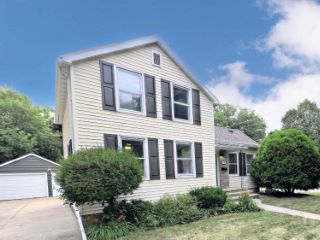 Foreclosed Home - 1103 S MADISON ST, 54915