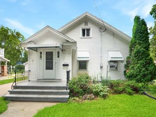 Foreclosed Home - 532 E MCKINLEY ST, 54915