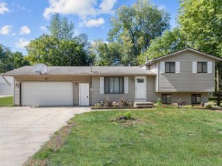 Foreclosed Home - 2529 S KERNAN AVE, 54915