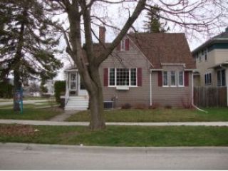 Foreclosed Home - 321 8TH ST, 54935