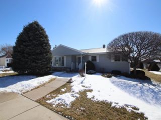 Foreclosed Home - 302 17TH ST, 54935