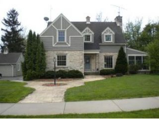 Foreclosed Home - 417 WOLF RIVER DR, 54940