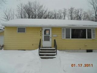 Foreclosed Home - 652 5TH ST N, 55003