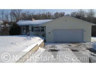 Foreclosed Home - 890 313TH LN NE, 55008