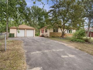 Foreclosed Home - 907 MAPLE ST, 55014