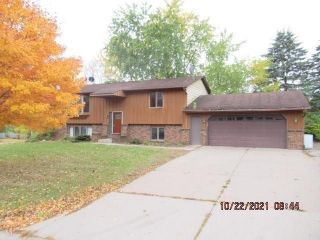 Foreclosed Home - 7390 HYDE AVE S, 55016