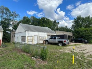 Foreclosed Home - 20735 CHIPPENDALE AVE W, 55024